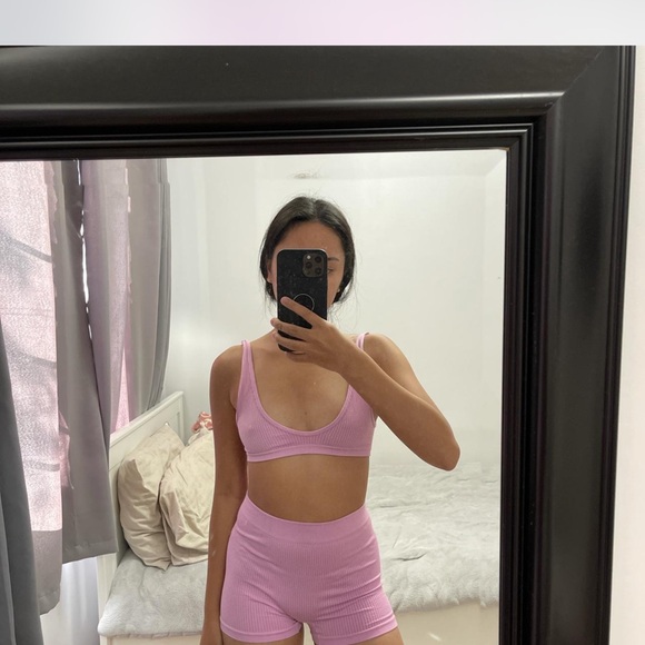 ZARA MATCHING SHORTS AND BRA SET in PINK - Picture 2 of 3